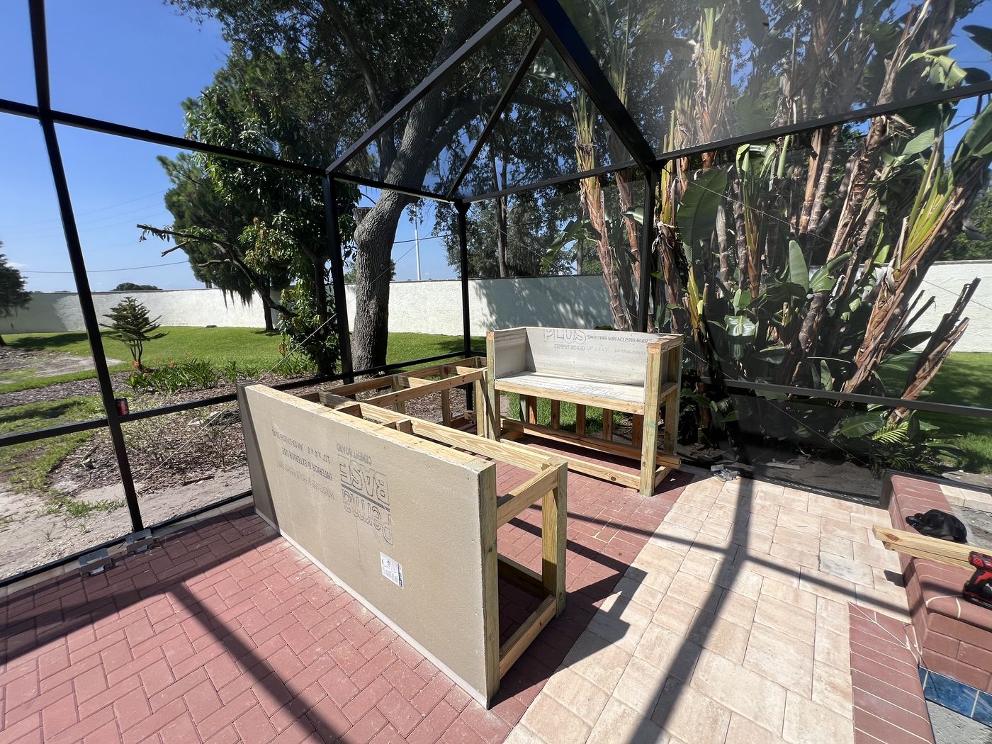 Winter Haven pool and outdoor kitchen: Outdoor kitchen framing with cement backer board